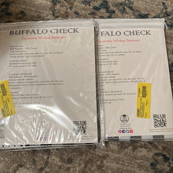 COPY - NWT decorative window treatment - Picture 2 of 2